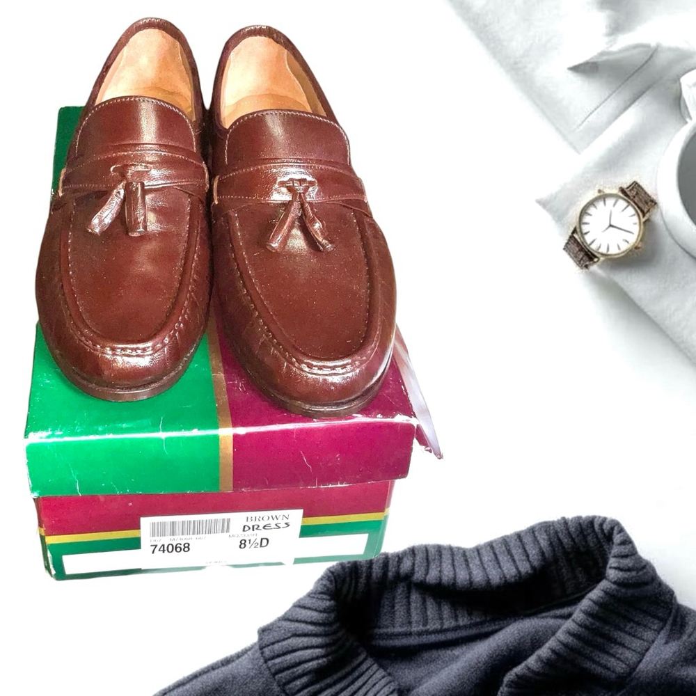 Oakton Chocolate Brown Leather Loafer Shoes w Tassels Men 8.5D Like New